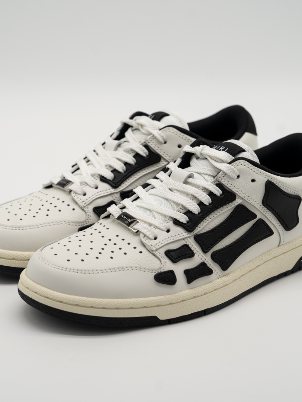 Amiri Skel Top Low White Black Sneakers Women's size 9 US